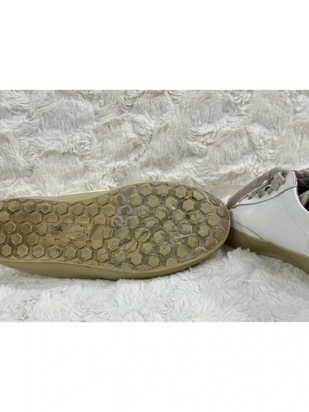 Women’s Shu Shop sneakers. Size 6.5
